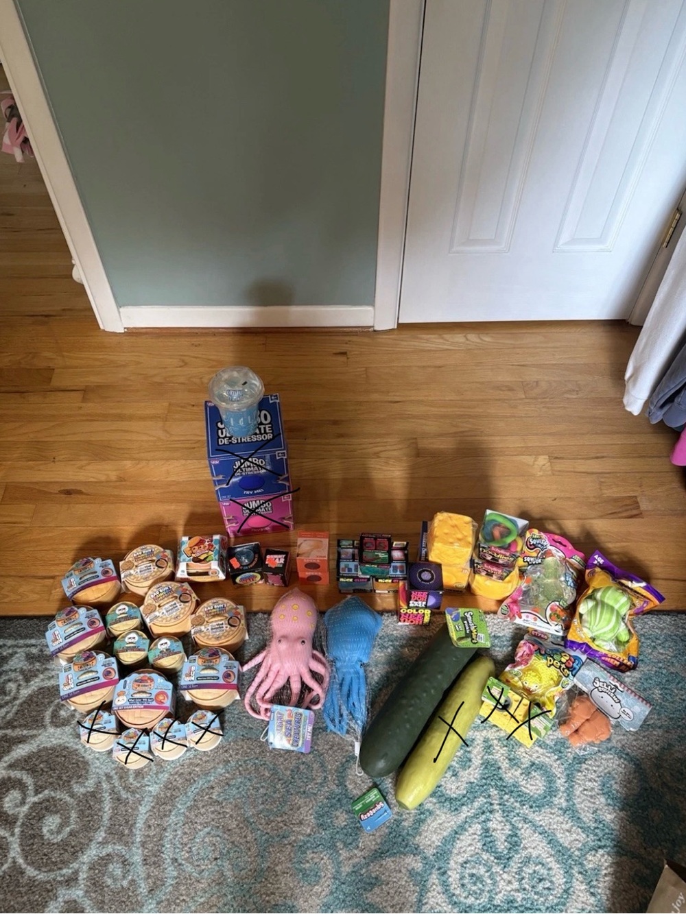 NWT TikTok viral lot of squishies- needohs, dumplings, speks and more